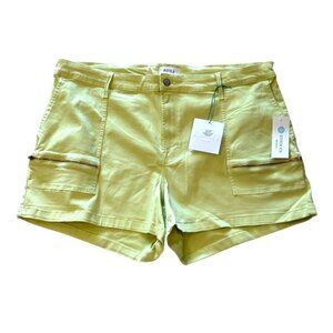Pistola Women's Plus Size Stretch Jean Shorts Limeade Size 22W NWT